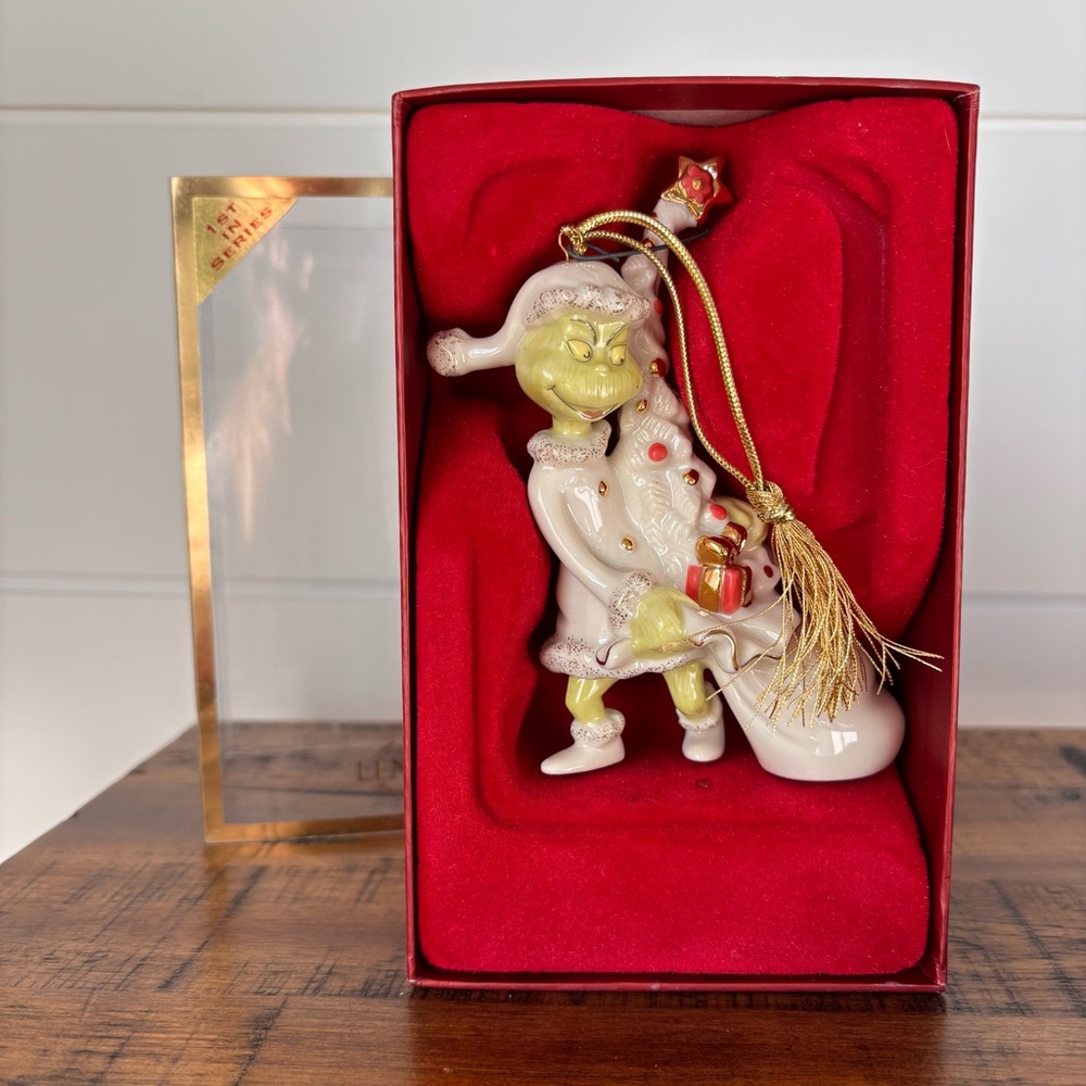 Lenox Grinch "Away with the Tree" Ornament in Box Vintage
